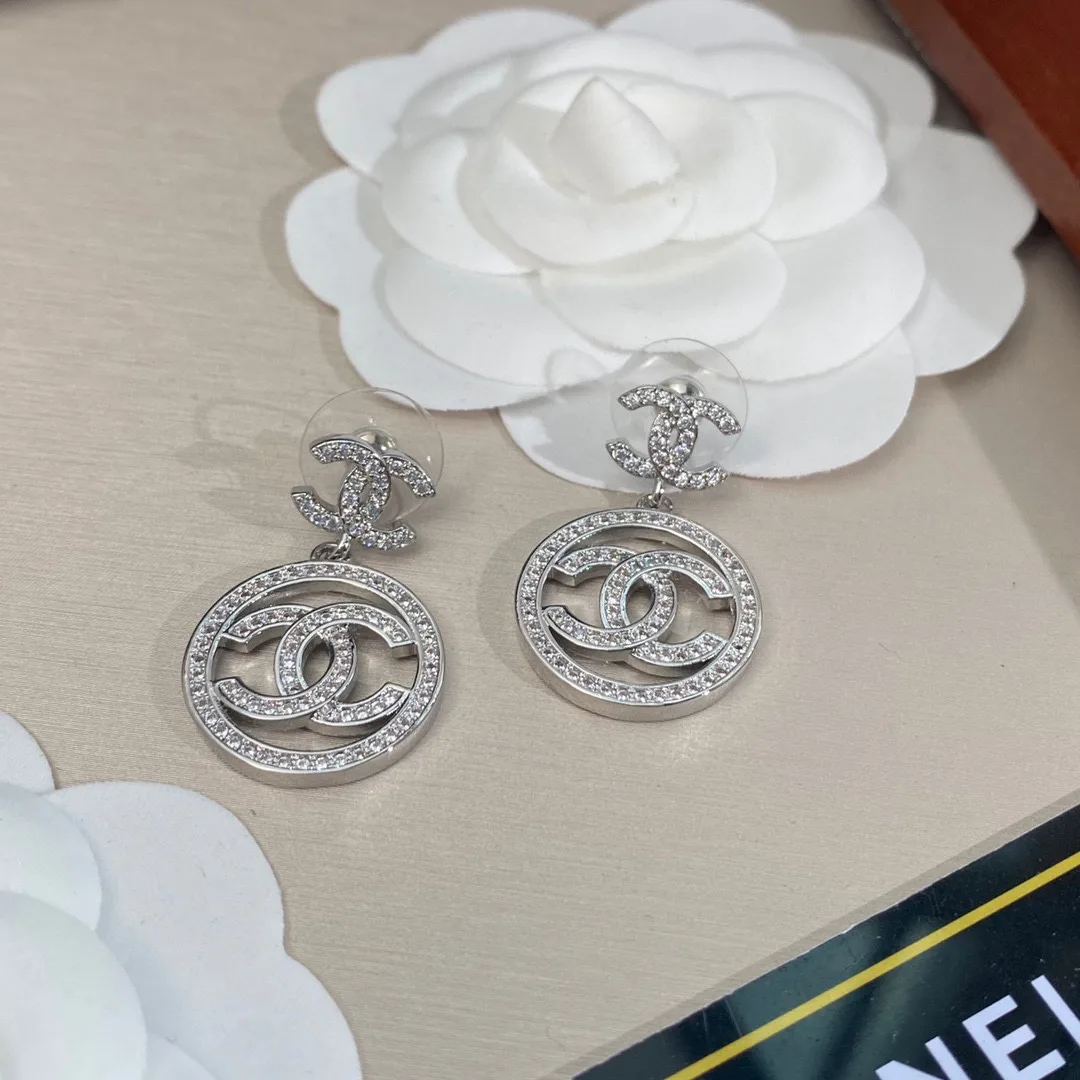 Chanel Circle Earrings Silver - Image 9