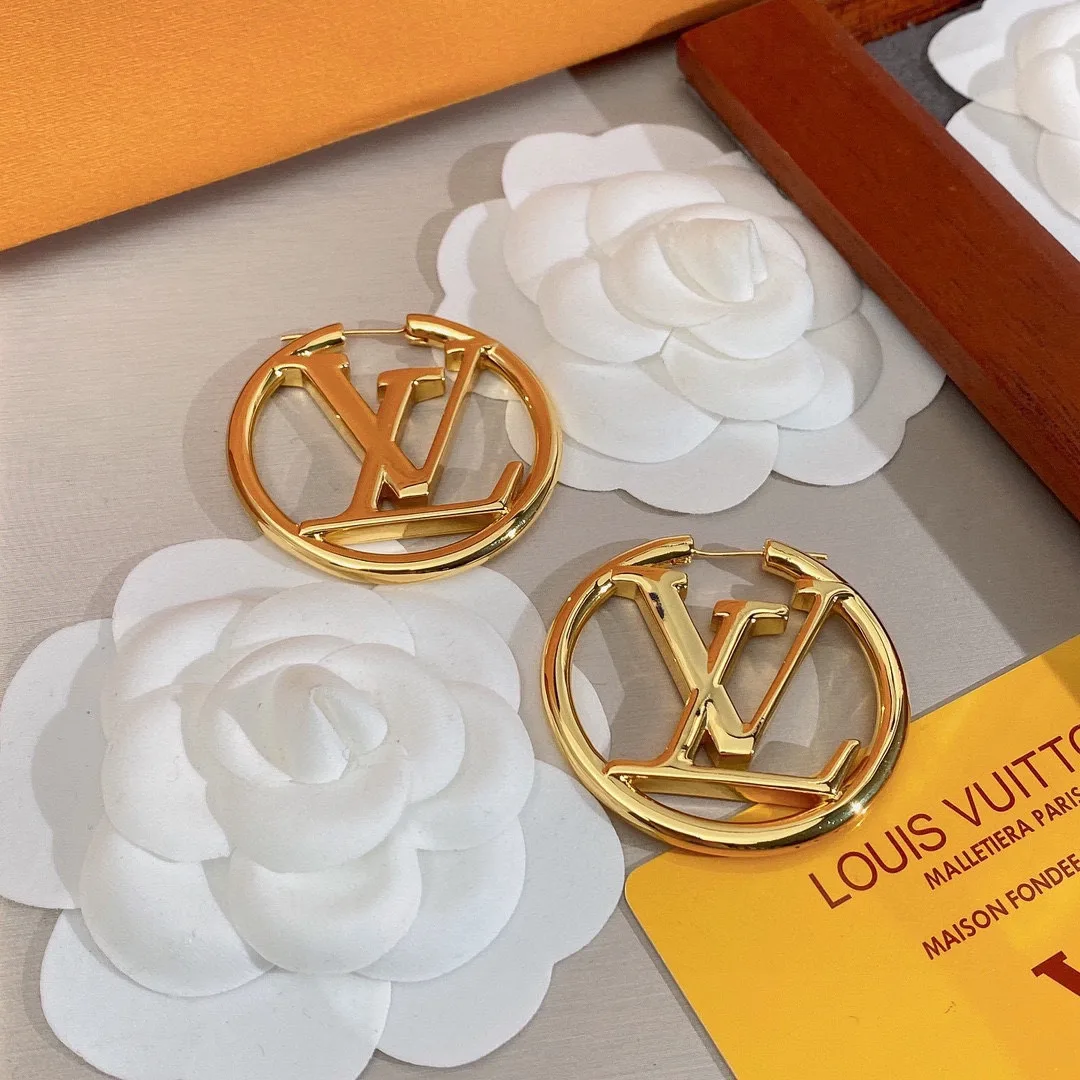 Louis Vuitton Classic Stud Earrings Gold - Image 6