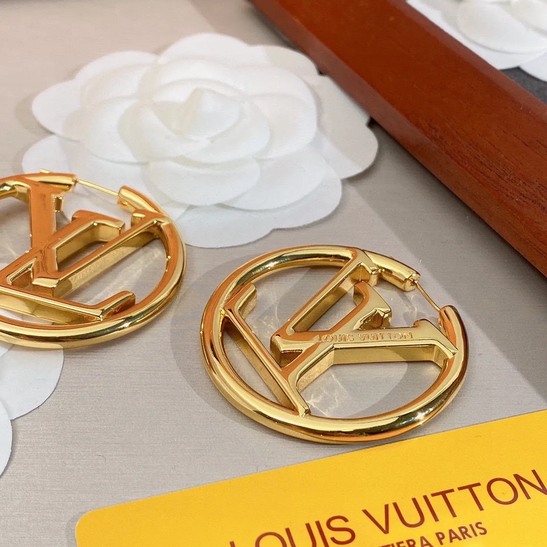 Louis Vuitton Classic Stud Earrings Gold - Image 4