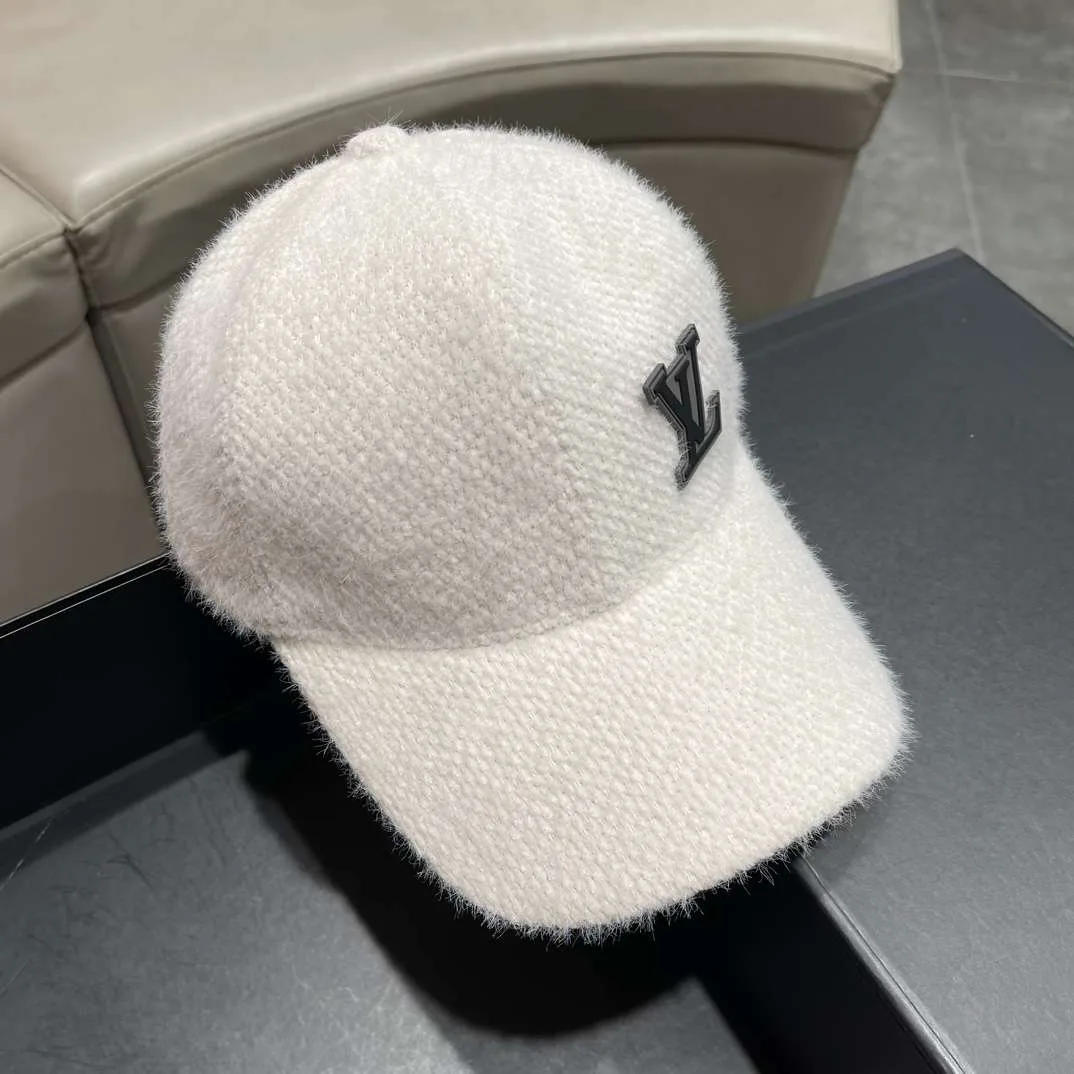 Louis Vuitton Corduroy Cap White - Image 6