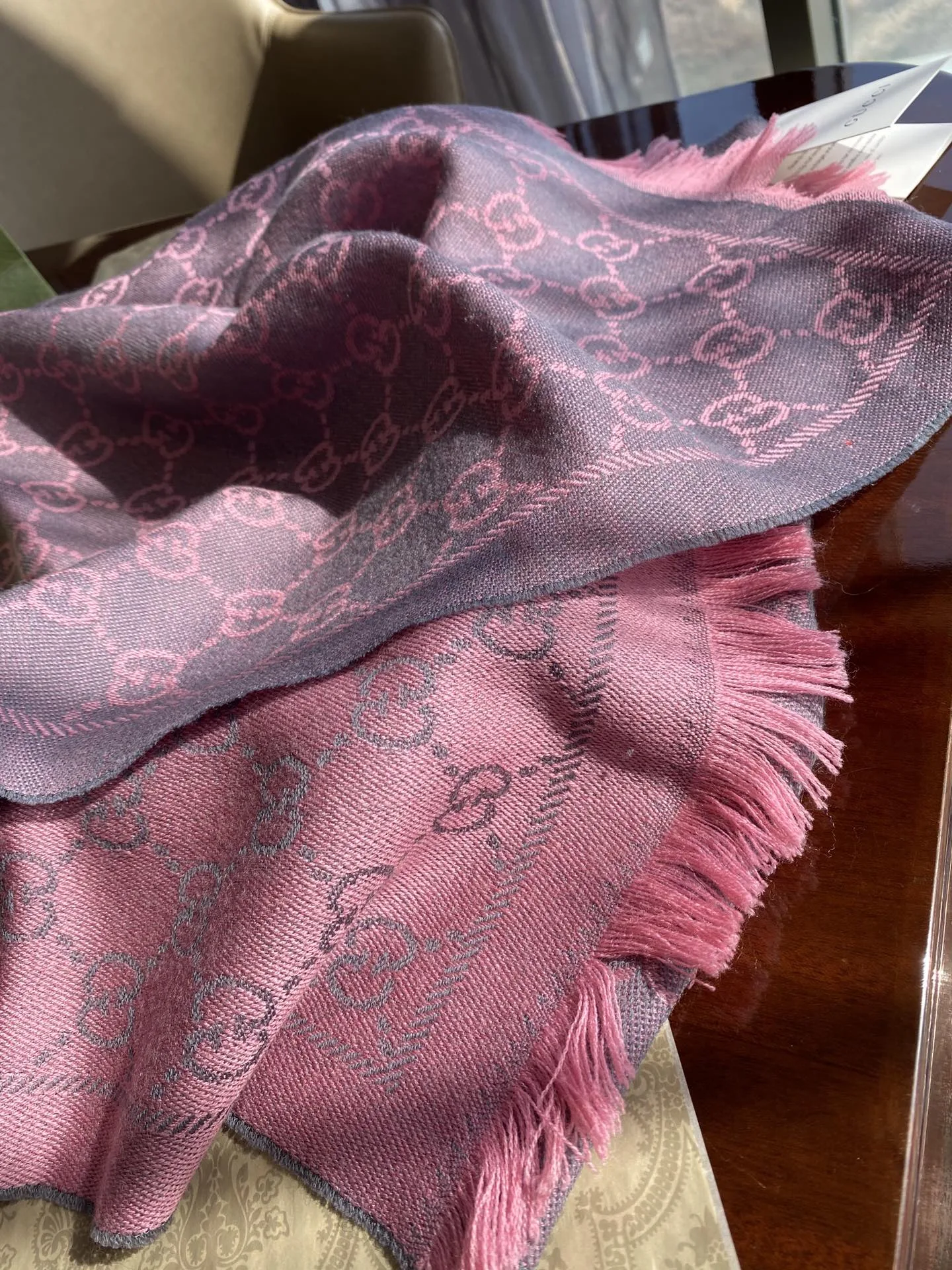 Gucci GG Lamé Lacquard Stole Scarf Pink / - Image 7