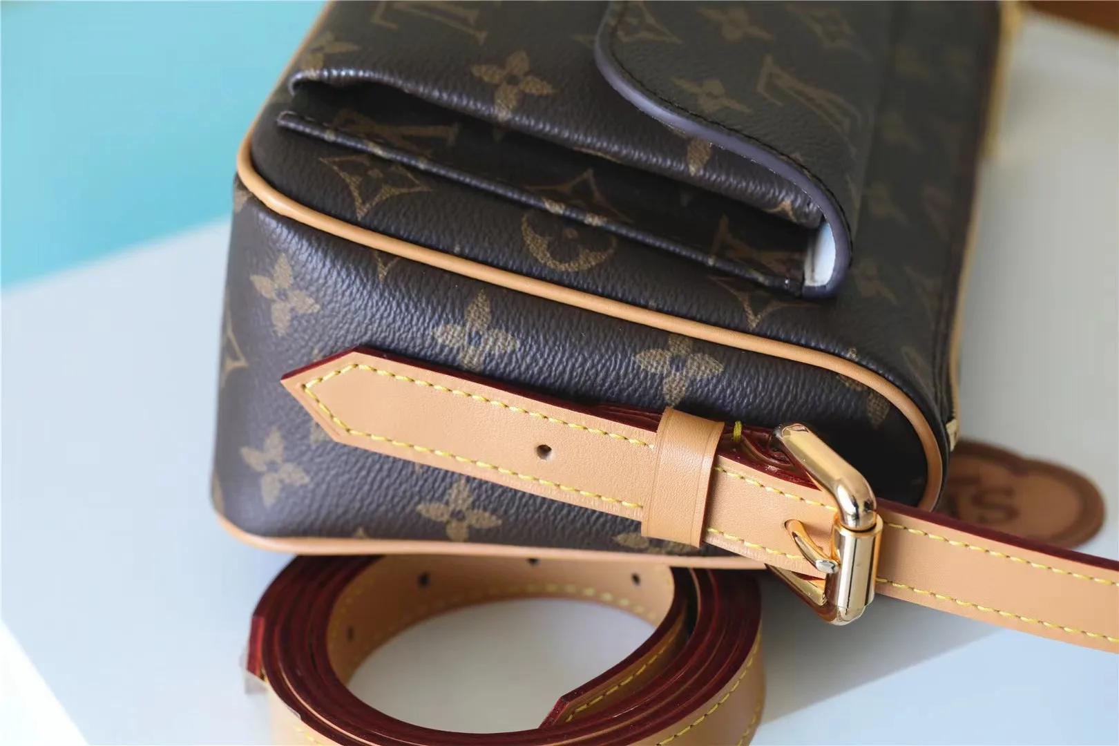 Louis Vuitton Eva 2Way Chain Monogram Canvas Shoulder Bag Brown / - Image 7