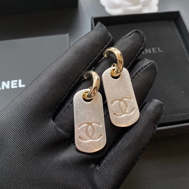 Chanel Dangling Big Tag Earrings Gold Tone - Image 3
