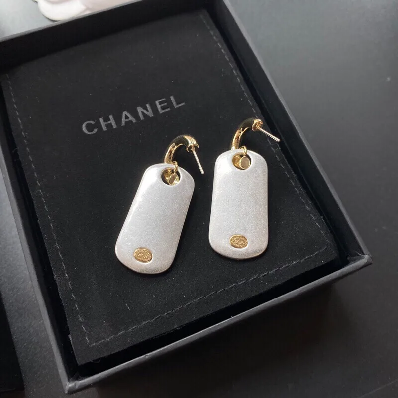 Chanel Dangling Big Tag Earrings Gold Tone - Image 5