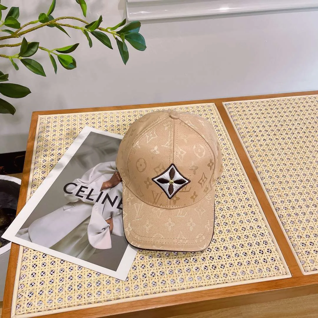 Louis Vuitton Day Cap Gold - Image 4