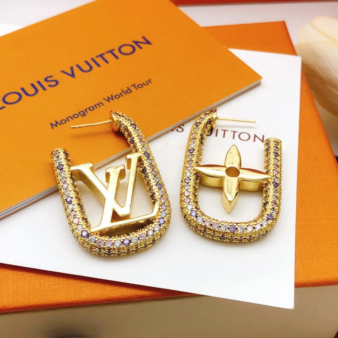 Louis Vuitton Diamond Stud Earrings Gold - Image 3