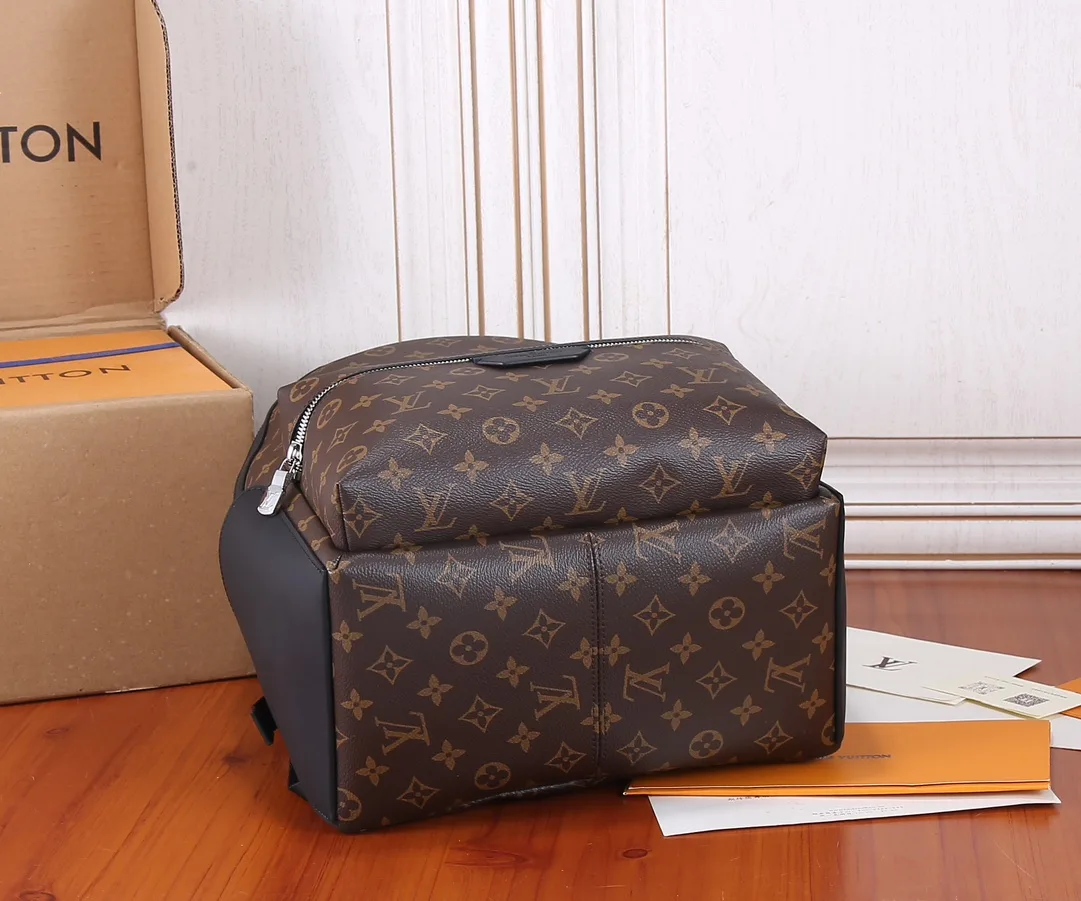Louis Vuitton Discovery Backpack PM Brown / - Image 5