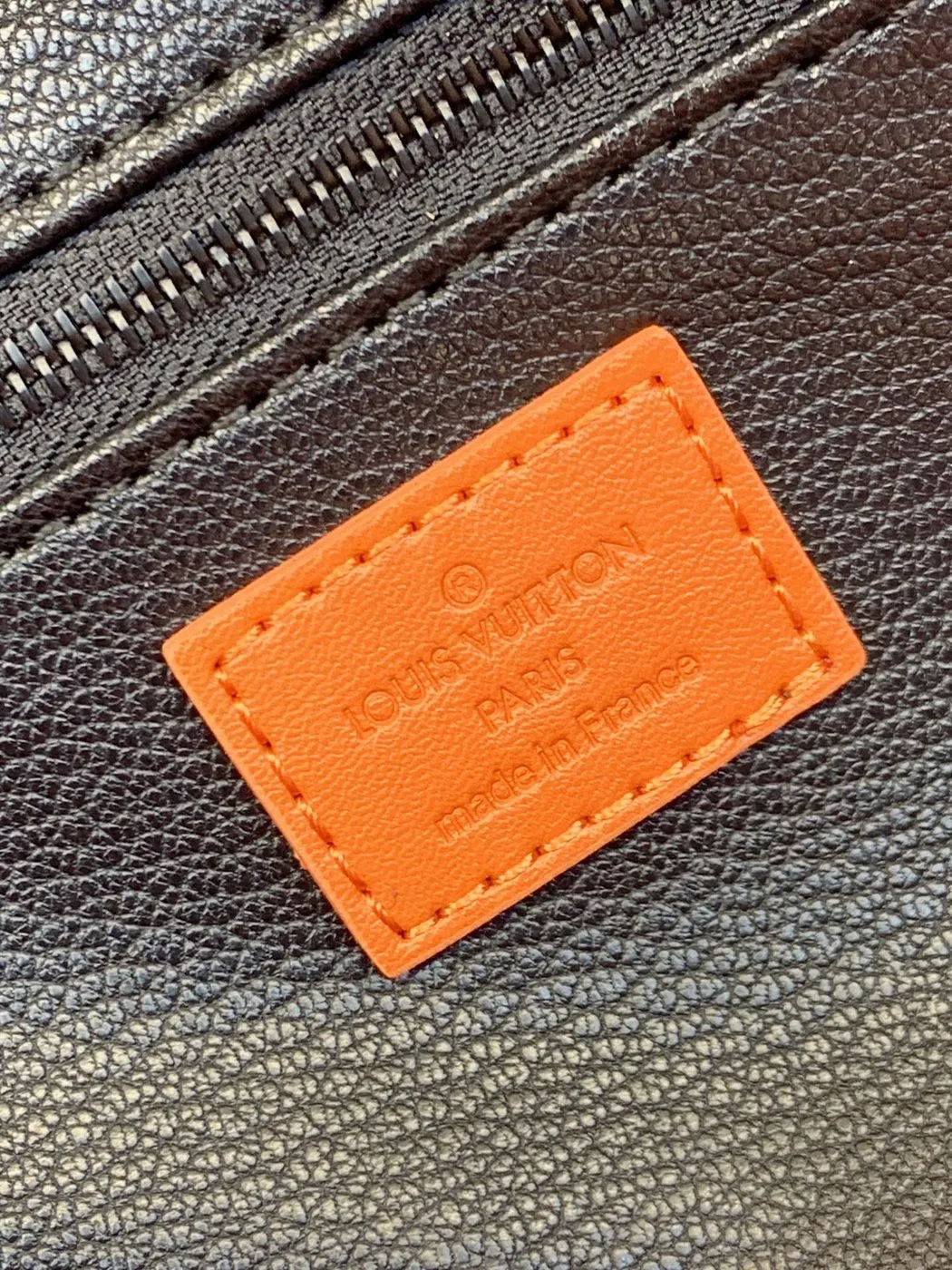 Louis Vuitton Dopp Kit Orange / - Image 5