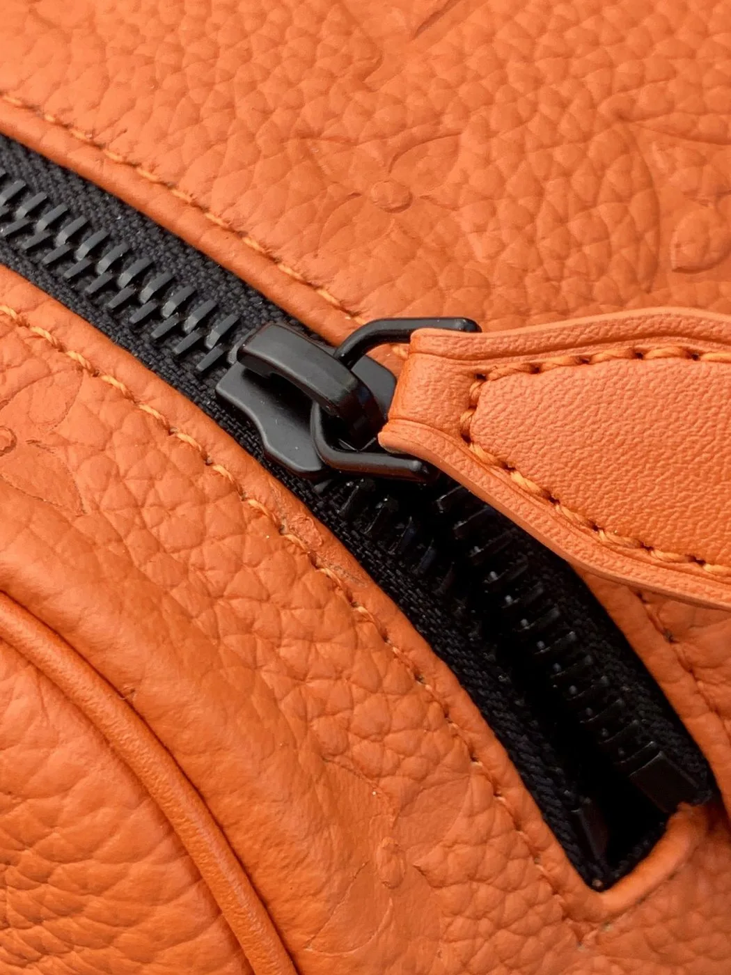 Louis Vuitton Dopp Kit Orange / - Image 7