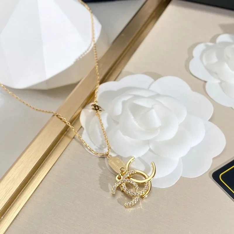 Alternative view of Double C Necklace Gold