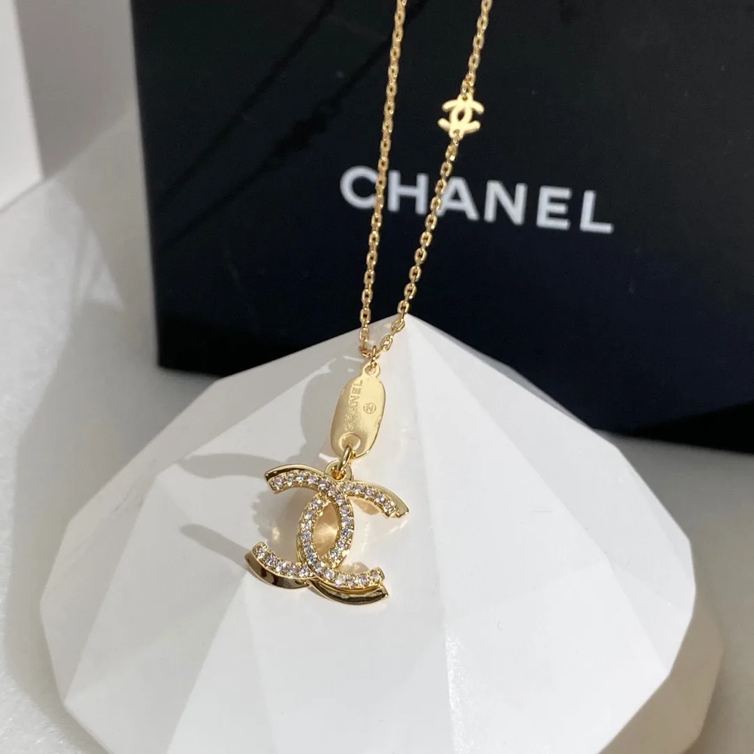 Chanel Double C Necklace Gold - Image 4