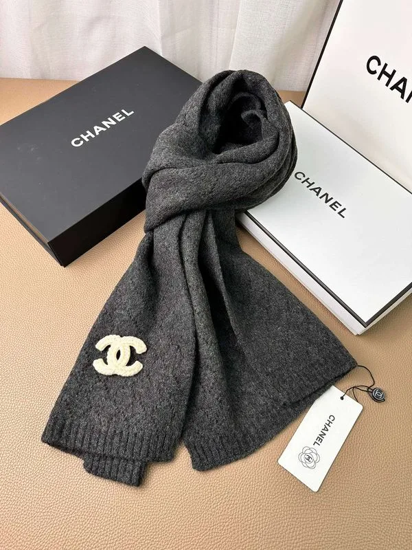 Chanel Double C Pattern Cashmere Scarf Black - Image 4