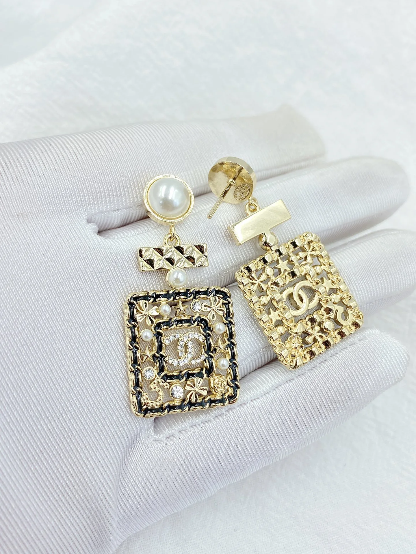 Chanel Douple Black Border Square Frame Earrings Gold Tone - Image 3