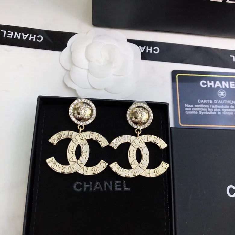 Chanel Engraved Pattern