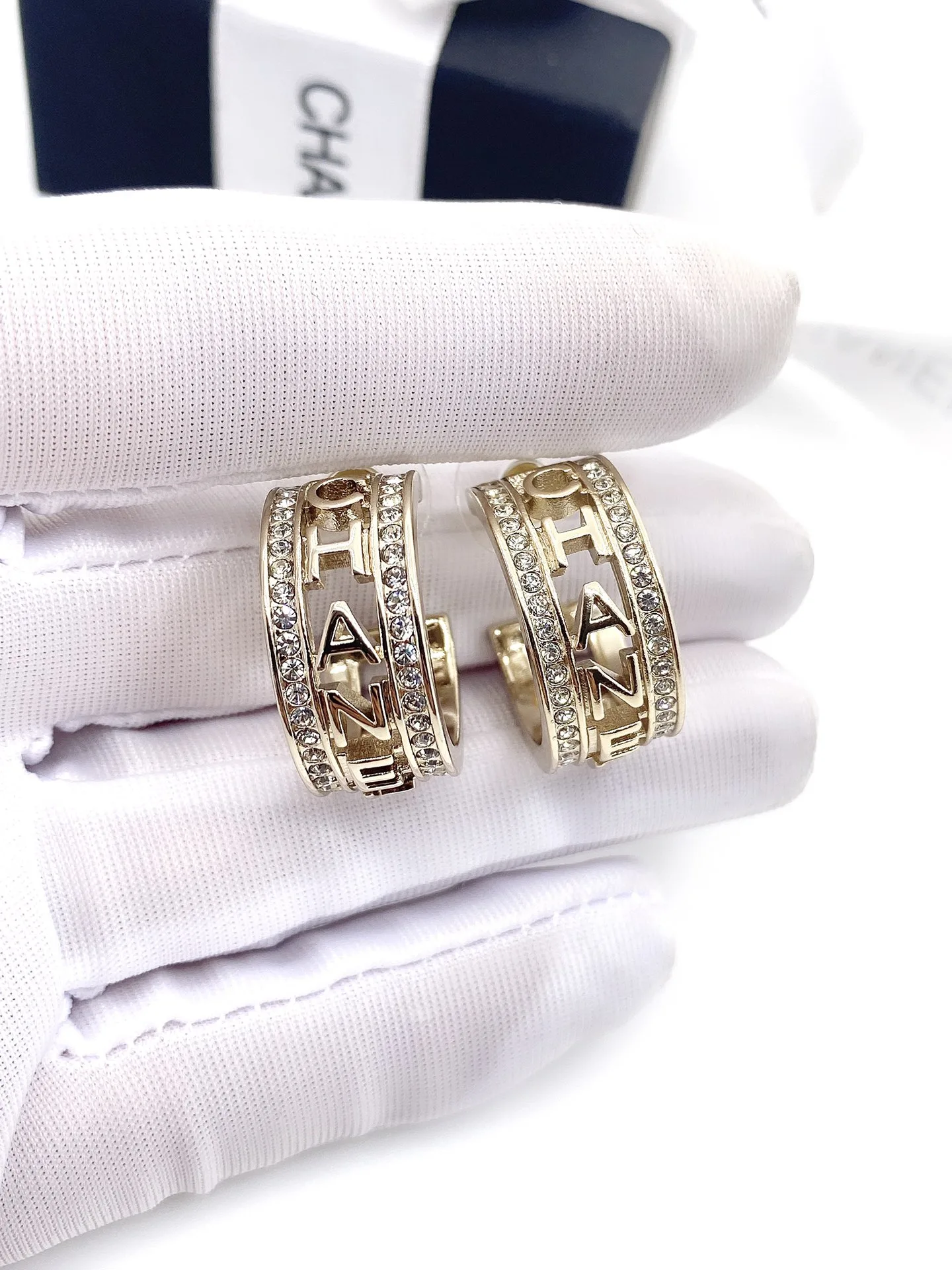Chanel Engraving The Letter C-H-A-N-E-L Earrings Gold Tone - Image 3