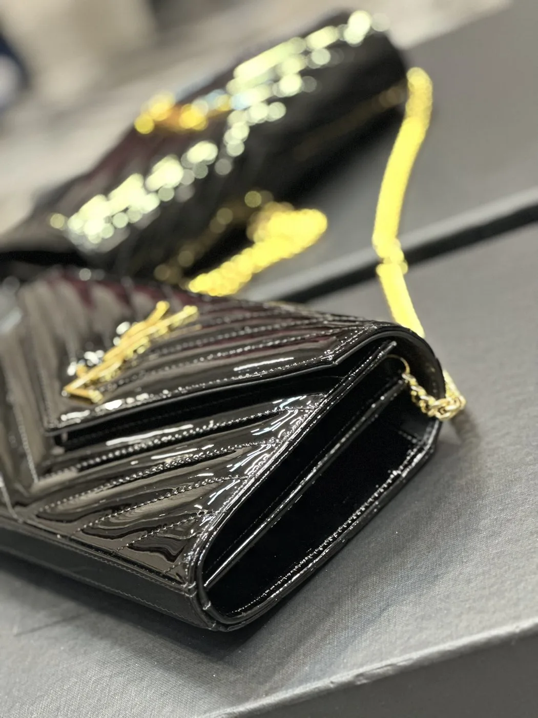 Saint Laurent Envelope Small Bag Black / - Image 3