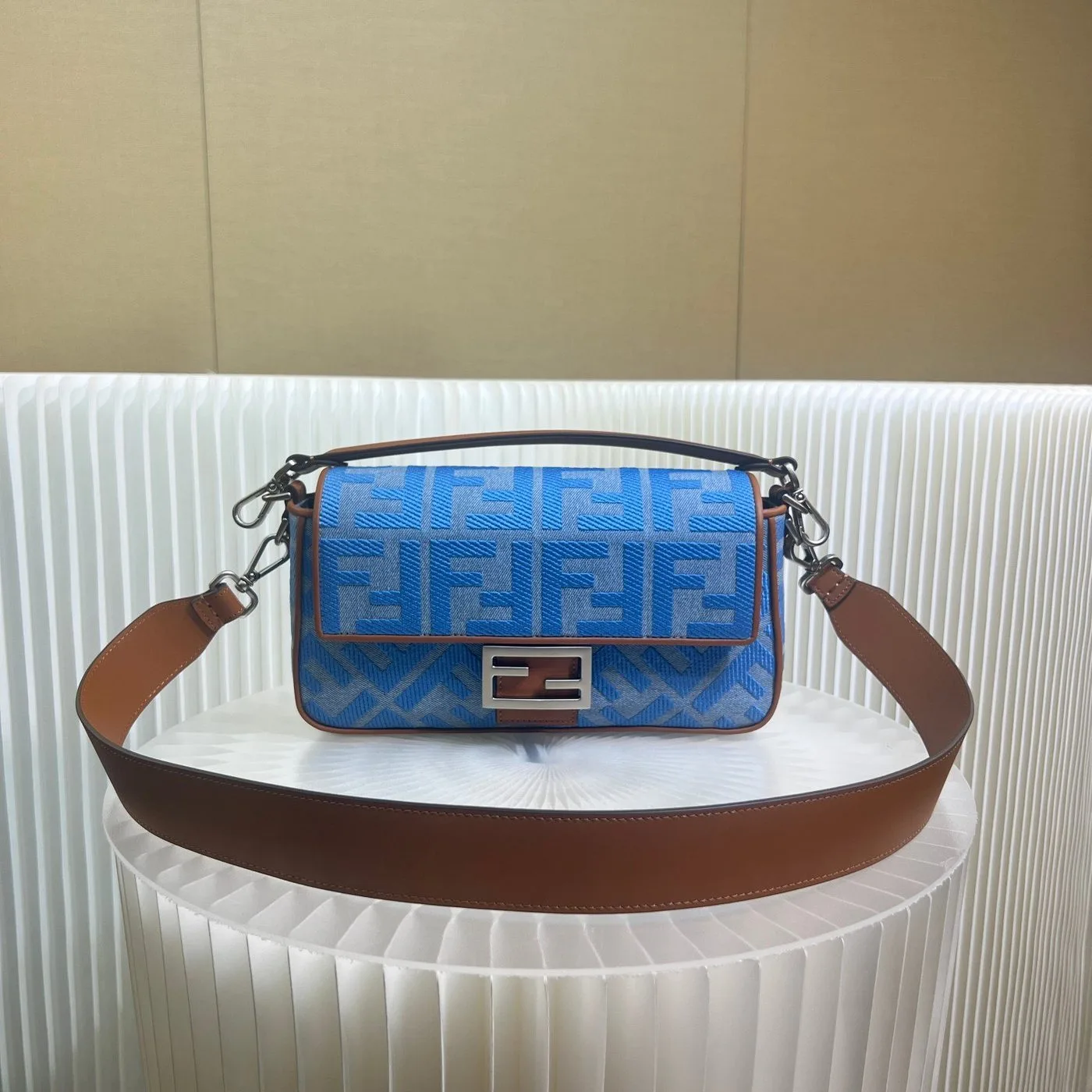 Fendi Denim Bag With FF Embroidery Blue / - Image 4