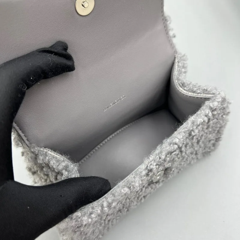 Furry Hourglass Small Handbag Black/Grey/Pink / - Image 19