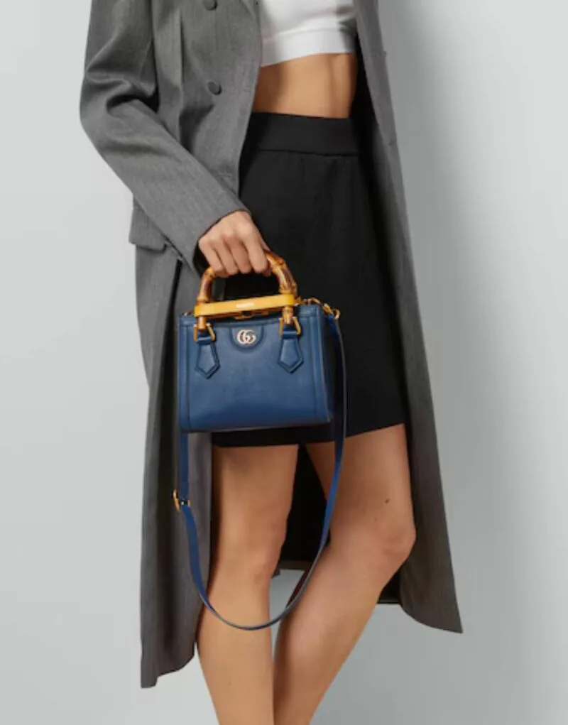 Alternative view of Gucci Diana Mini Tote Bag Canvas Lining Blue / GG