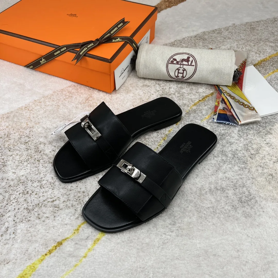 Hermes Giulia Sandal Brown - Image 4