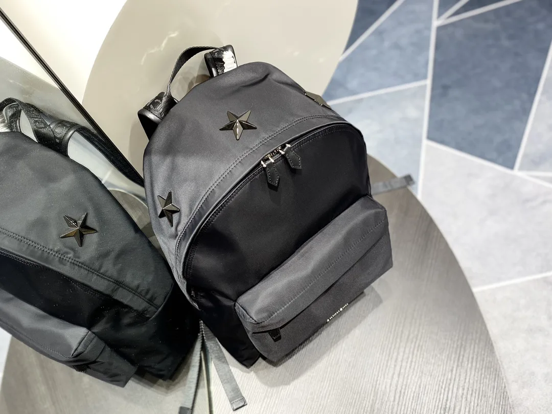 Givenchy Essentiel U Backpack Black / - Image 5