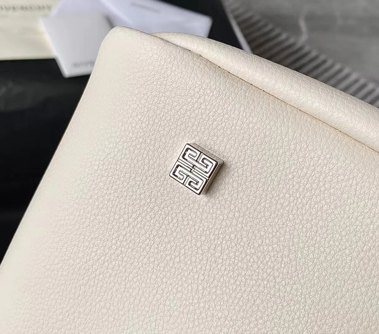 Givenchy Mini G Hobo Bag White / - Image 6