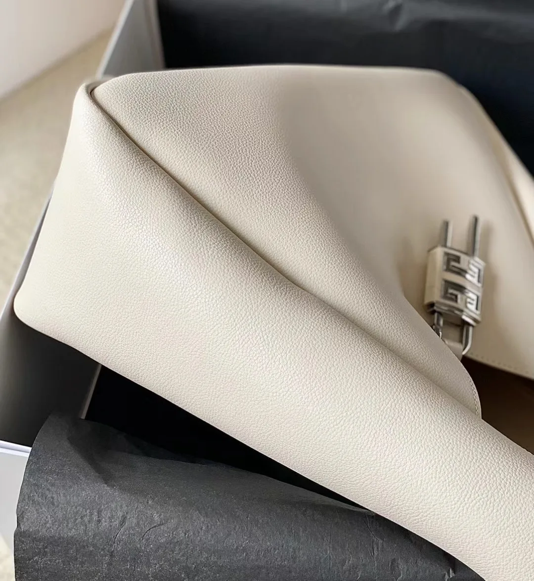 Givenchy Mini G Hobo Bag White / - Image 4