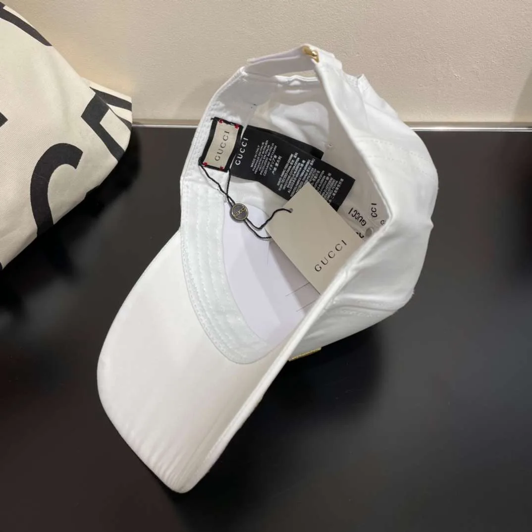 Alternative view of Gucci Bee Baseball Hat White