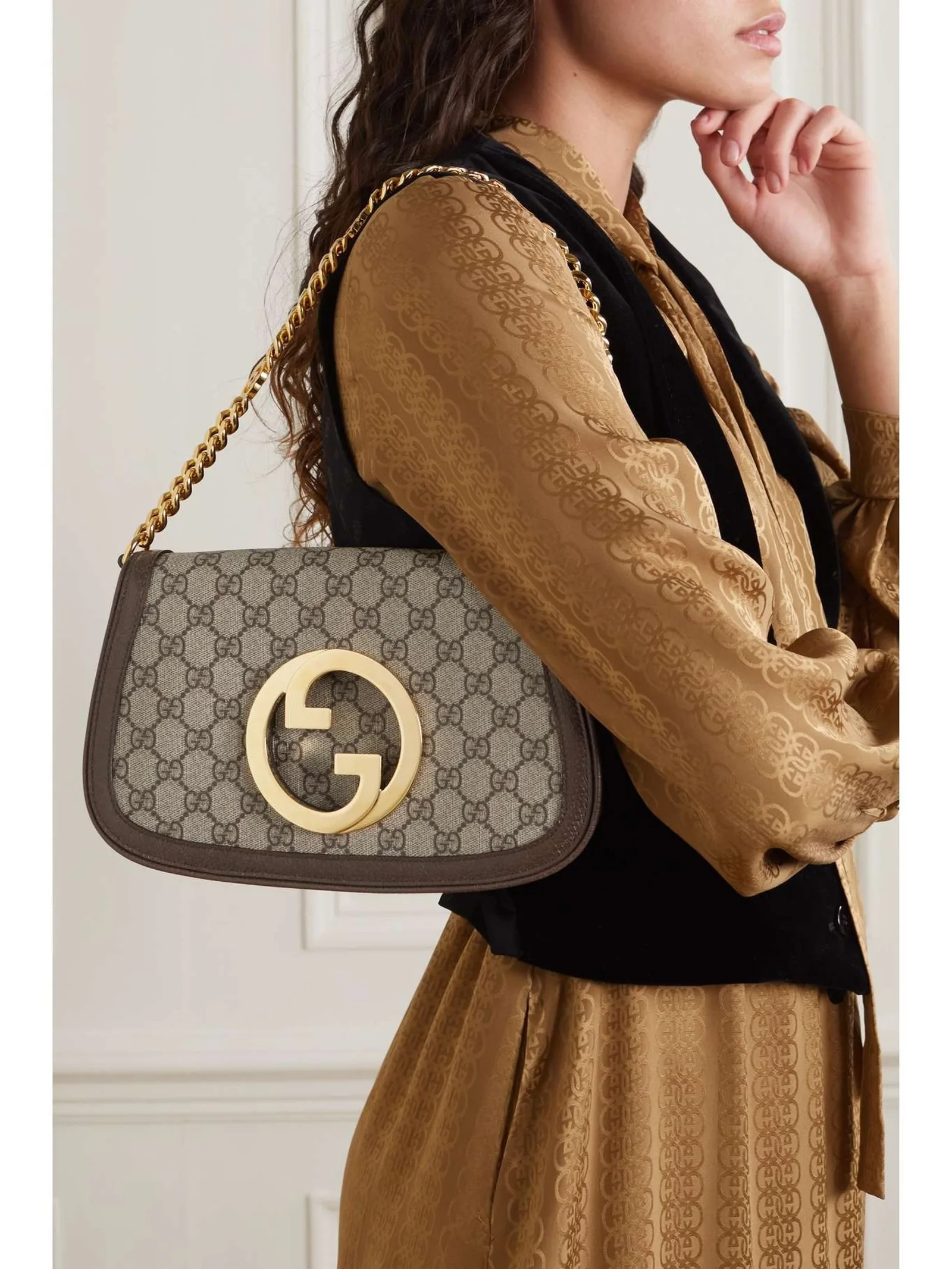 Alternative view of Gucci Blondie Medium Shoulder Bag / Beige/ Ebony GG Supreme Canvas Gold Hardware