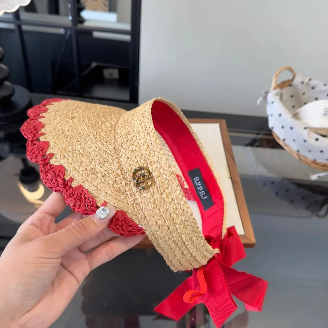 Gucci Crochet-Trimmed Visor Beige/ Red Straw - Image 4