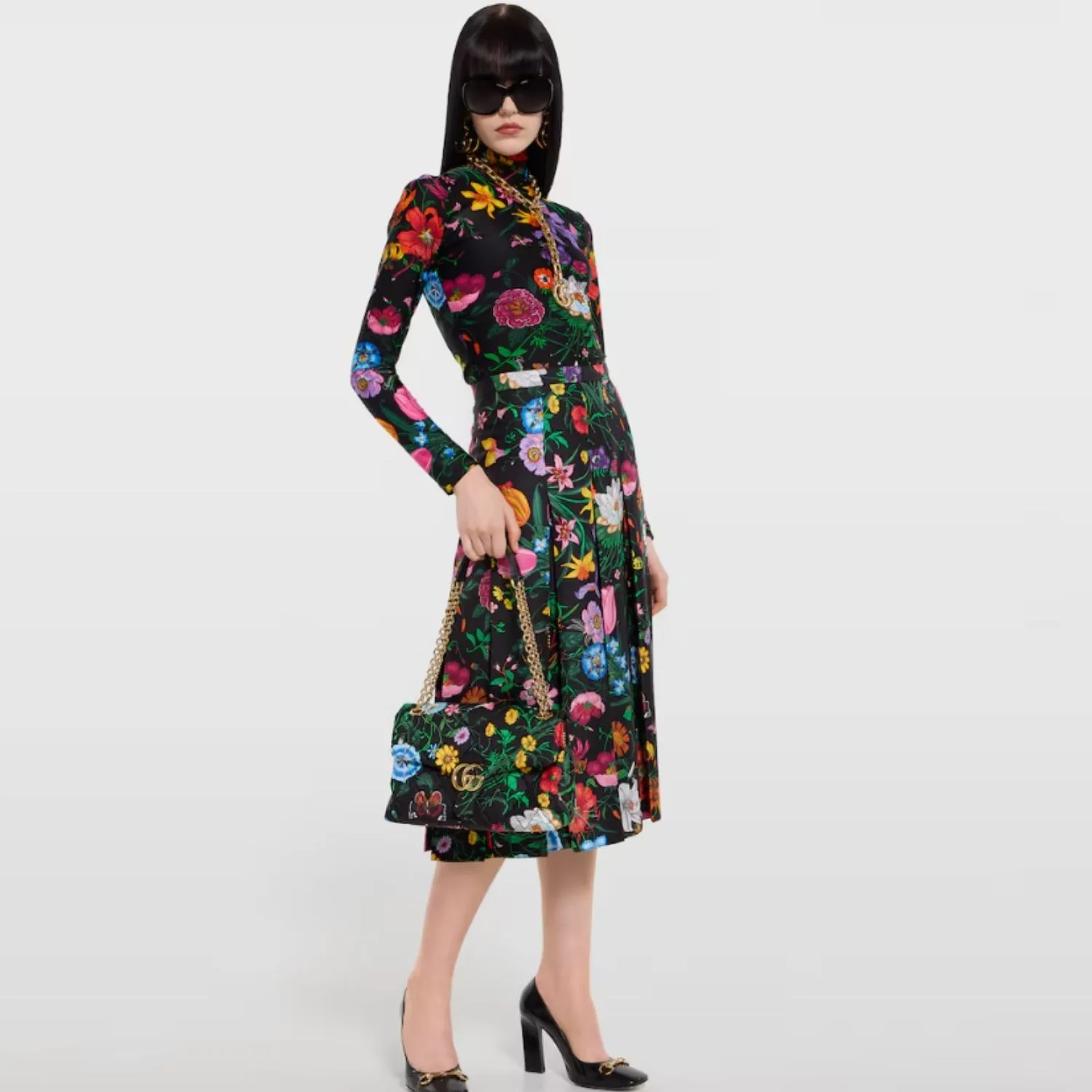 Gucci Marmont Medium Shoulder Bag / Black And Multicolor Flora Gold Hardware - Image 3