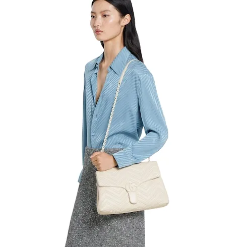 Gucci Marmont Medium Shoulder Bag / Ivory Tonal Enameled Hardware - Image 3