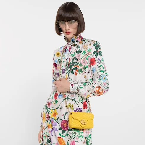 Gucci Marmont Mini Shoulder Bag / Yellow Gold Hardware - Image 3