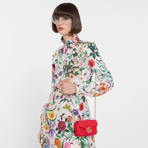Alternative view of Gucci Marmont Mini Shoulder Bag / Bright Red Gold Hardware