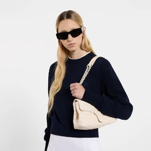Alternative view of Gucci Marmont Small Shoulder Bag / Ivory Light White Hardware