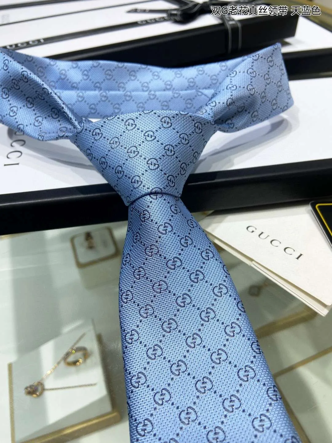 Gucci Pattern Silk Tie Blue - Image 4