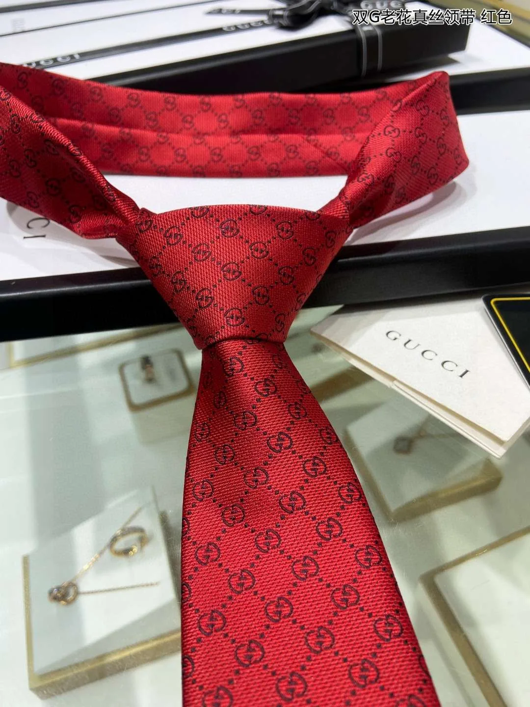 Gucci Pattern Silk Tie Red - Image 6