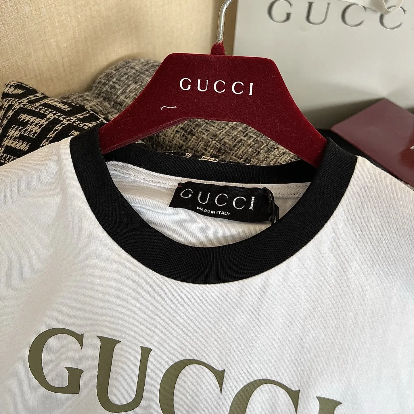 Gucci Print T-Shirt White - Image 7