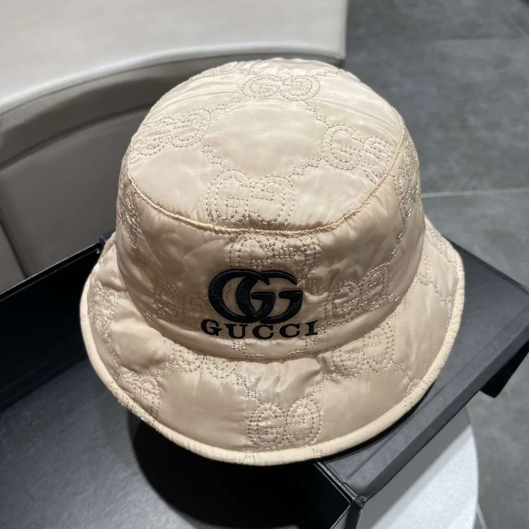 Gucci Quilted Bucket Hat Cream - Image 8