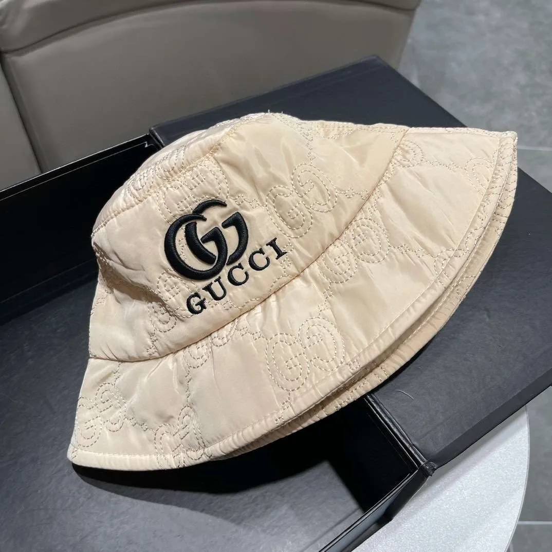 Gucci Quilted Bucket Hat Cream - Image 7