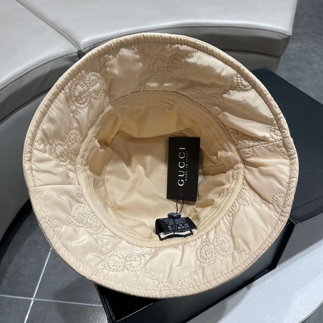 Gucci Quilted Bucket Hat Cream - Image 5