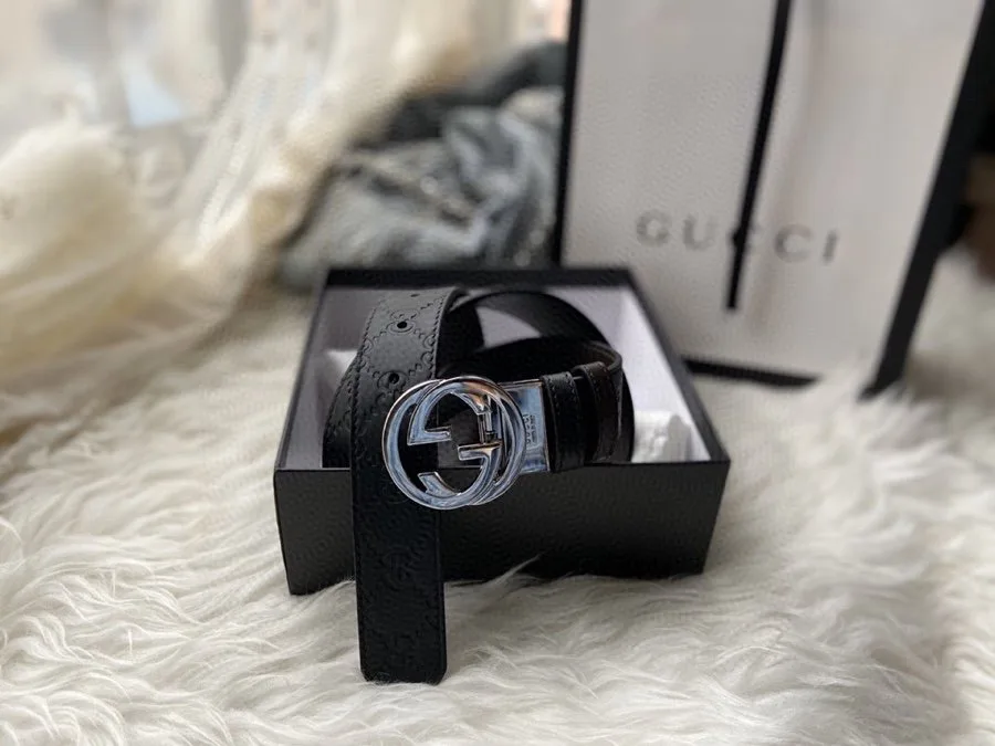Gucci Reversible Gucci Belt Black GG, Women - Image 5