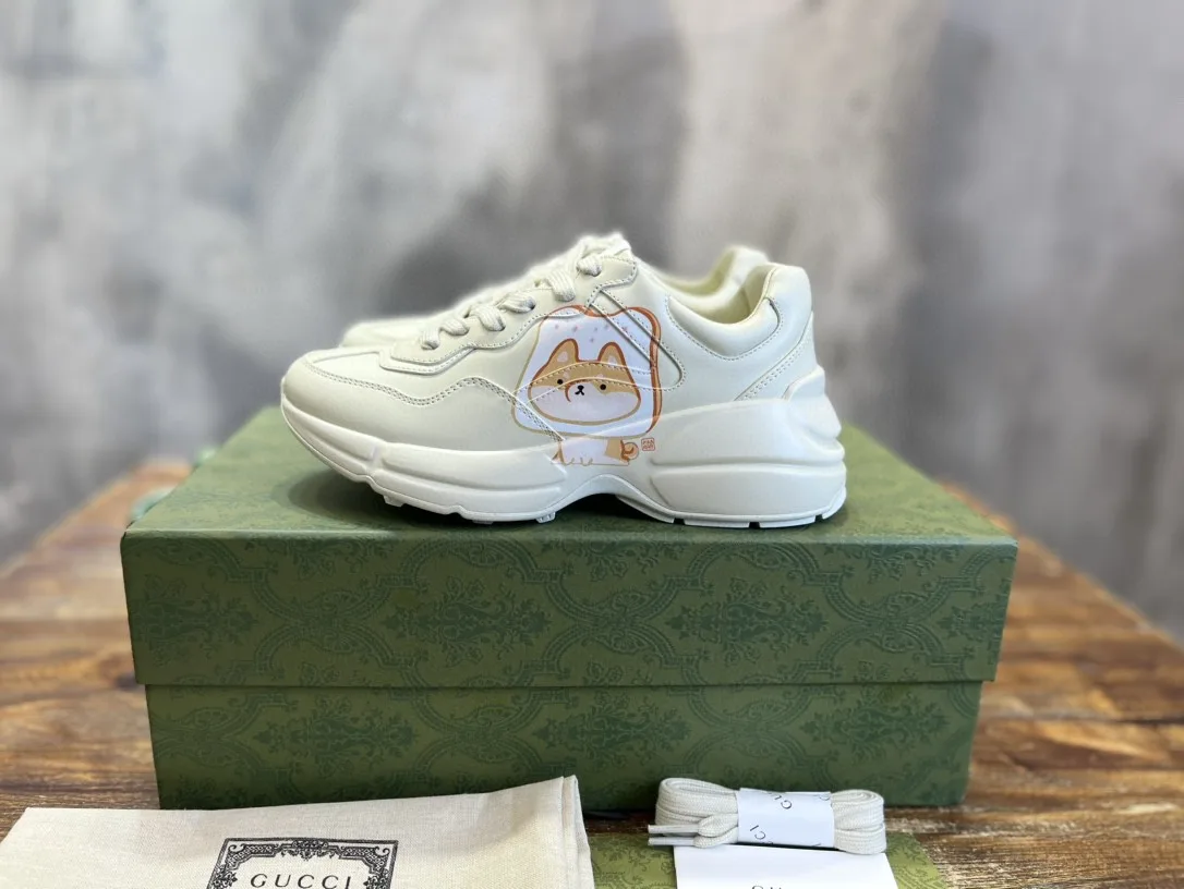Gucci Rhyton Sneaker With Animal Print White - Image 10