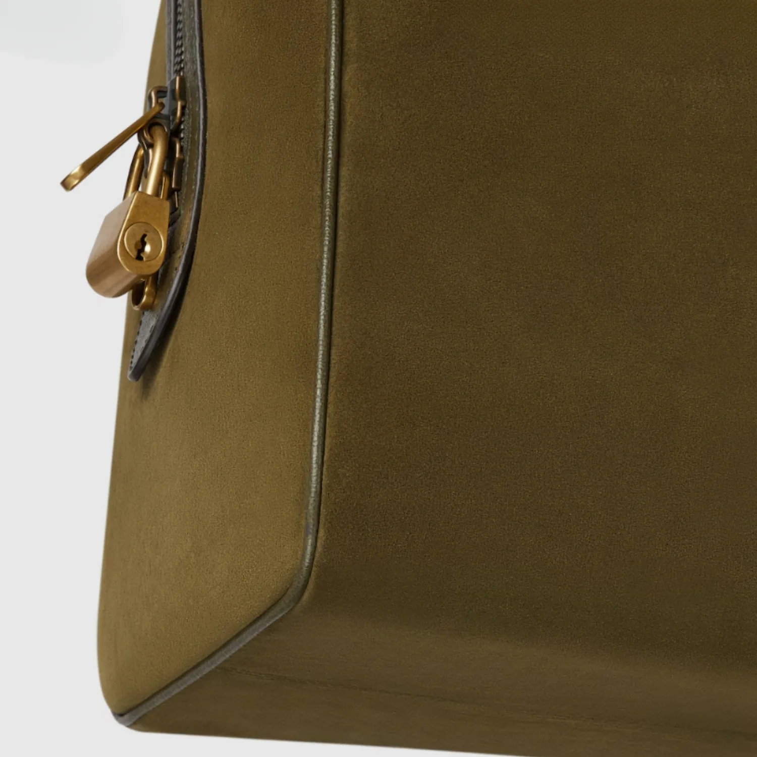 Gucci Savoy Medium Duffle Travel Bag / Dark Green Gold Hardware - Image 9