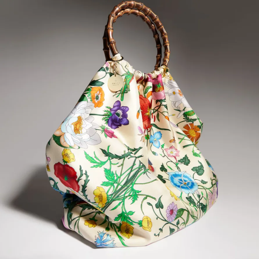 Gucci Silk Maxi With Bamboo Handle Tote Bag / White/ Multicolor Gold Hardware - Image 5