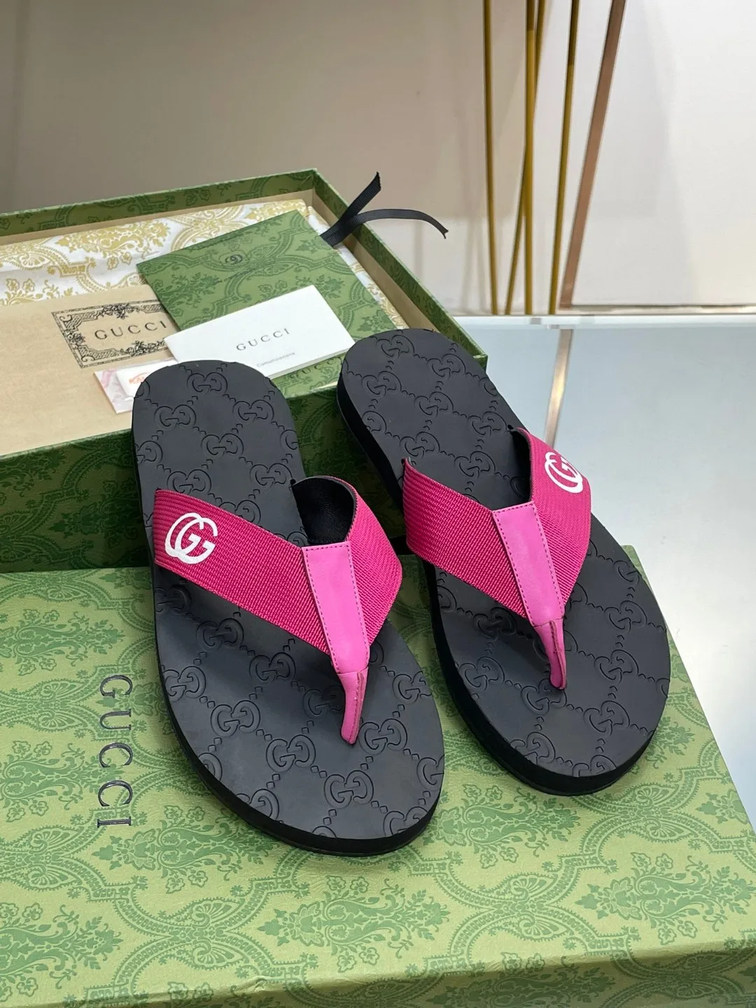Alternative view of Gucci Thong Sandal Pink