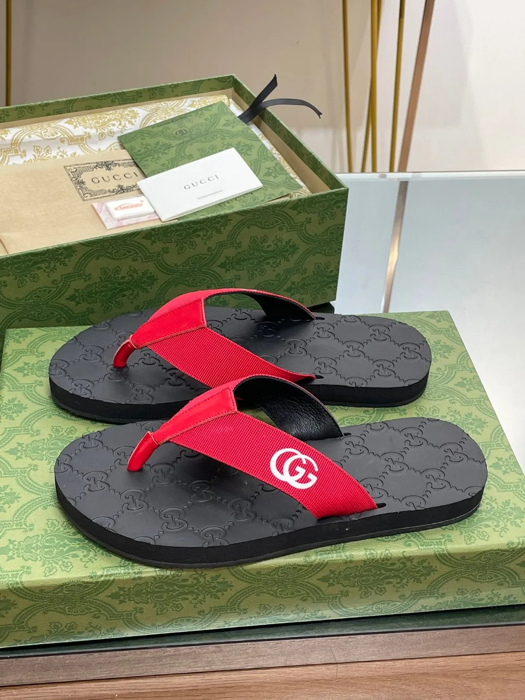 Gucci Thong Sandal Red - Image 6