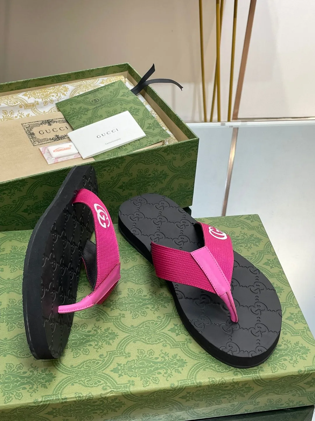 Gucci Thong Sandal Pink - Image 7