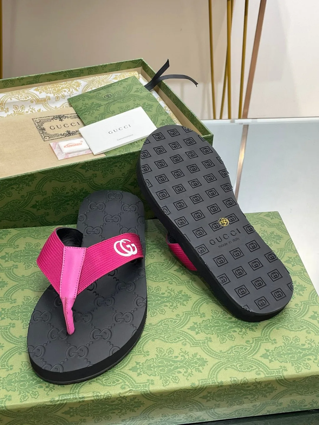 Gucci Thong Sandal Pink - Image 10