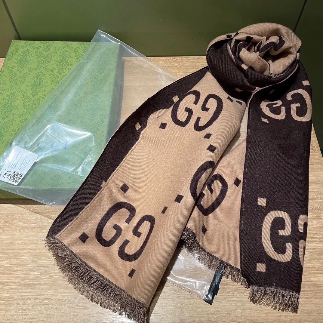 Gucci Wool Silk Scarf Beige - Image 6